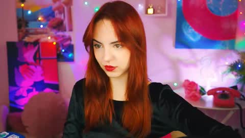 Eva  online show from December 18, 5:04 am