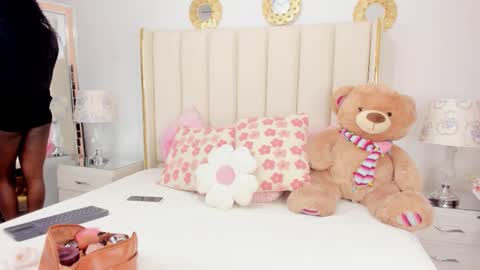 evangelin_ts online show from January 16, 1:37 pm