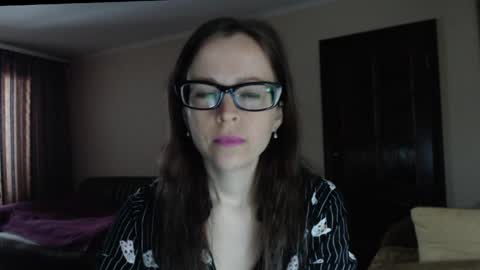YourMistress online show from May 3, 8:53 am