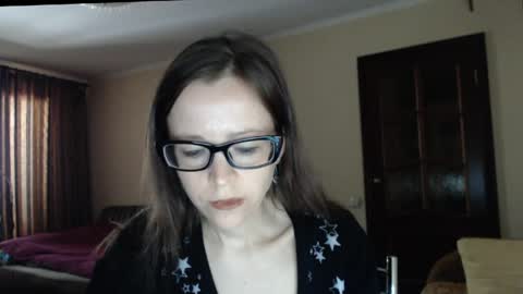 YourMistress online show from May 5, 9:06 am