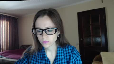 YourMistress online show from May 7, 8:31 am