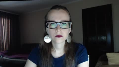YourMistress online show from June 1, 9:00 am