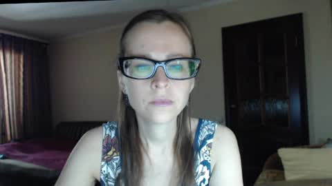YourMistress online show from June 4, 8:53 am