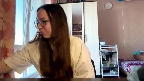 Snapshot of evangelinestiles chatting on March 21, 2:53 pm Mia online show from March 21, 2:53 pm