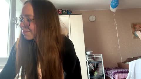 Snapshot of evangelinestiles chatting on March 28, 2:05 pm Mia online show from March 28, 2:05 pm