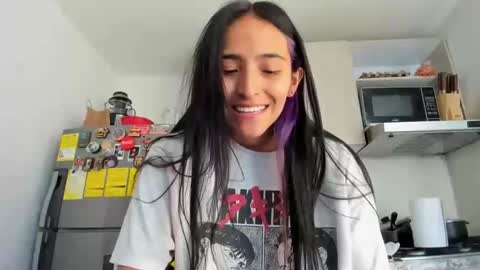Evangelline online show from May 9, 2:22 pm