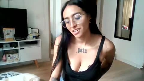 Evangelline online show from June 28, 9:10 pm
