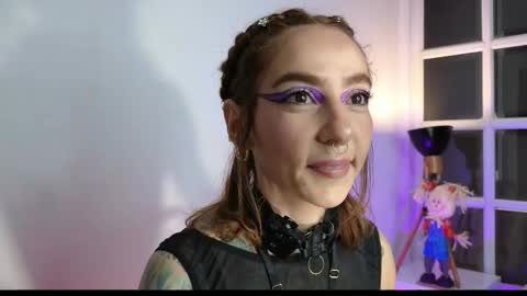 Evangelyne online show from October 22, 3:56 pm