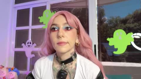 Evangelyne online show from October 26, 4:02 pm