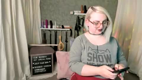 Evan Harlowe online show from January 7, 2:47 am