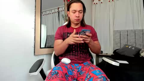 Snapshot of evans_king chatting on November 7, 11:43 am Evan online show from November 7, 11:43 am