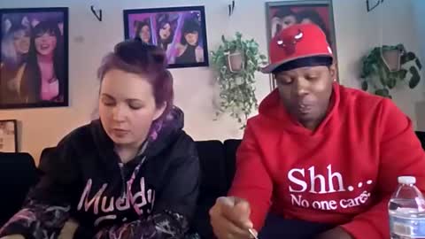 evanschris2048 online show from October 25, 12:18 am