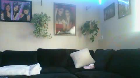 evanschris2048 online show from November 20, 8:41 pm