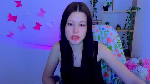 EvaOnyx online show from February 19, 11:39 am