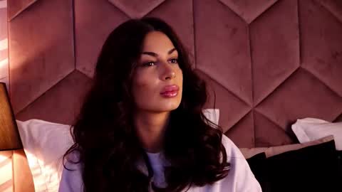 EvaRhea online show from October 13, 2:55 am