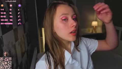 Eva online show from November 7, 7:25 pm