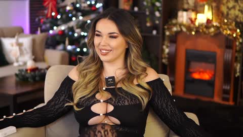 Snapshot of evasunderland chatting on December 11, 9:01 pm Eva online show from December 11, 9:01 pm