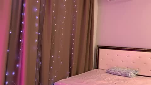 Eva online show from October 15, 7:14 pm