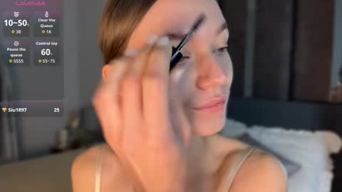 Eva online show from December 5, 1:25 am