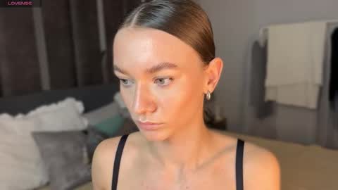 Eva online show from December 15, 1:10 am