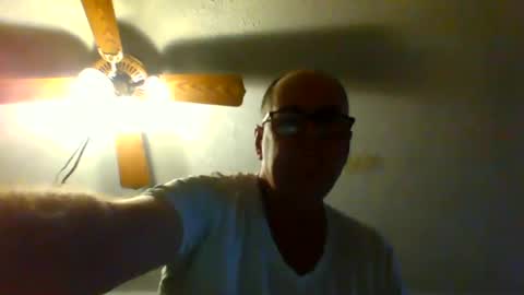 eve1luvsray online show from January 2, 2:00 am