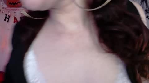 Eve Blue  friends. IG eve blue77 TW EveBlue 1 OF eveblue7 online show from October 26, 2:06 am