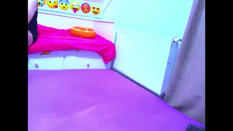 EVEANDMAX online show from December 1, 8:03 pm