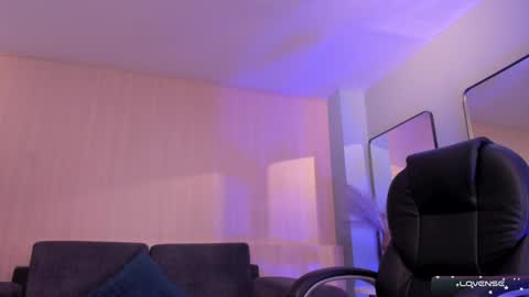 Snapshot of evebenson chatting on February 4, 8:59 pm Eve  online show from February 4, 8:59 pm