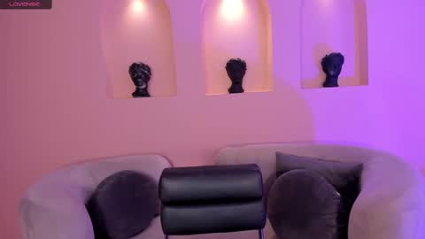 Snapshot of evebenson chatting on February 16, 12:43 pm Eve  online show from February 16, 12:43 pm