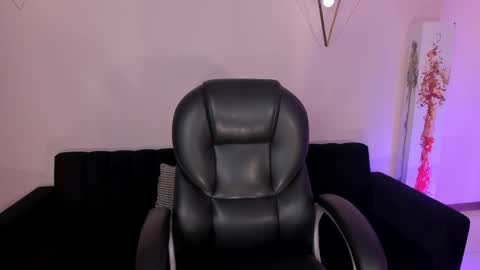 Snapshot of evebenson chatting on September 16, 2:07 pm Eve  online show from September 16, 2:07 pm