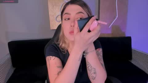 Snapshot of evebenson chatting on October 1, 11:49 am Eve  online show from October 1, 11:49 am