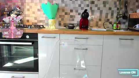 Snapshot of eveeevian chatting on October 11, 9:19 am eveeevian online show from October 11, 9:19 am