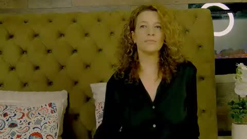 EveHamilton online show from February 2, 8:51 pm