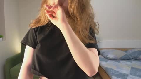 Eveleen online show from January 15, 11:40 pm