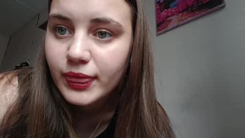 Snapshot of eveliaballiett chatting on April 10, 9:03 am Noor online show from April 10, 9:03 am