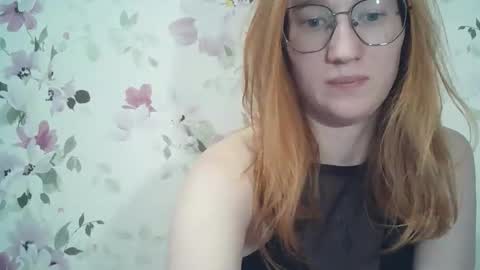 Evelina online show from May 3, 2:34 pm