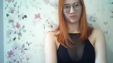Evelina online show from May 15, 1:51 pm