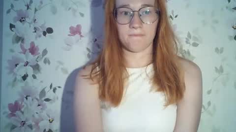 Evelina online show from June 22, 2:58 pm