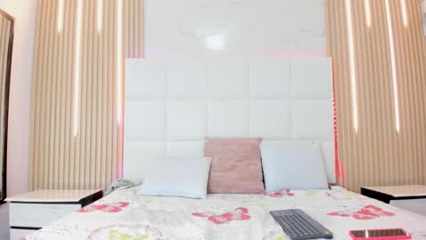 Evelin online show from November 23, 12:38 pm