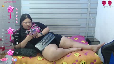 evelin zaens online show from December 29, 7:06 am