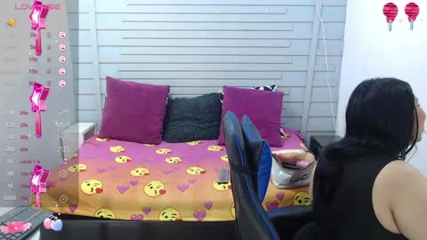 evelin zaens online show from January 5, 11:44 pm