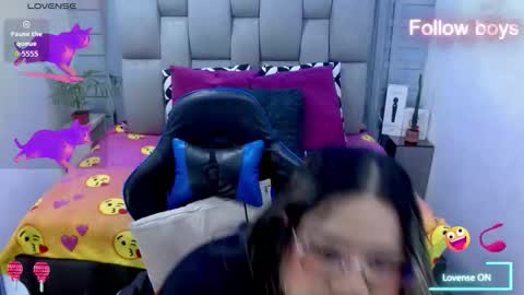 evelin zaens online show from February 15, 3:47 am