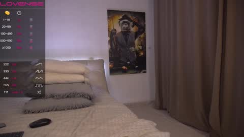 Snapshot of evelina_fox chatting on September 21, 1:35 pm Evelina online show from September 21, 1:35 pm