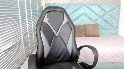 Eveline  online show from February 22, 10:20 pm