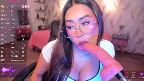Eveline  online show from July 15, 7:19 pm