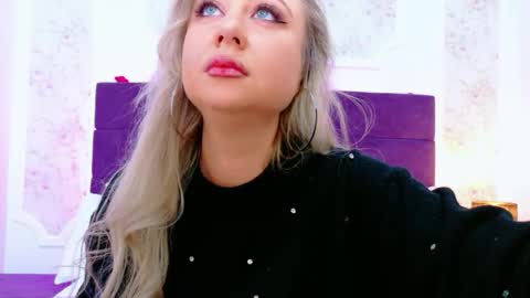 EvelinHill online show from February 28, 5:08 am