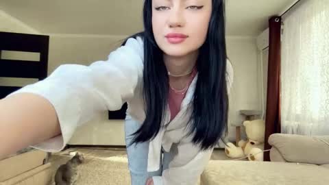 Snapshot of evelinkowski chatting on February 18, 7:04 am Sofia online show from February 18, 7:04 am