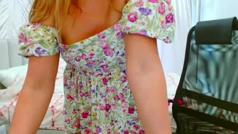 evelove online show from July 28, 12:48 pm