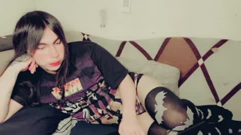 evelyn420521 online show from June 18, 6:57 am