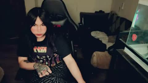 evelyn420521 online show from July 11, 7:00 am